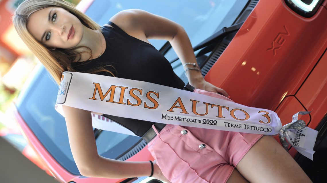 Inizio “elettrizzante” per ELISA CALUGI come Miss Auto3 Inizio “elettrizzante” per ELISA CALUGI come Miss Auto3